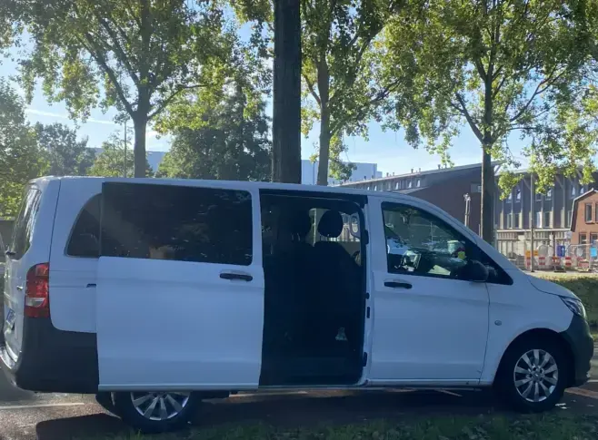 Taxi Amsterdam Mercedes Vito 7 Passengers