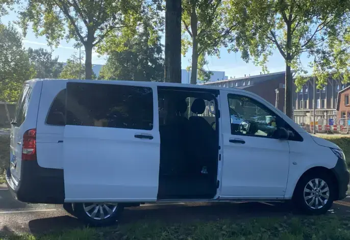 Taxi Amsterdam Mercedes Vito 7 Passengers