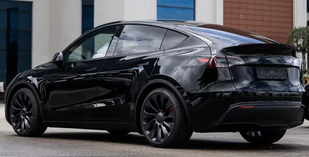 ClubTaxi Tesla Amsterdam Airport