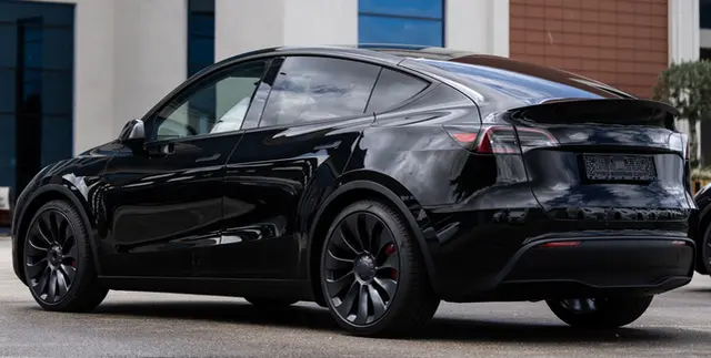 ClubTaxi Tesla Amsterdam Airport